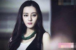 美妆师爆料杨幂事件视频,揭秘明星化妆台背后的秘密  第3张 美妆师爆料杨幂事件视频,揭秘明星化妆台背后的秘密  第3张