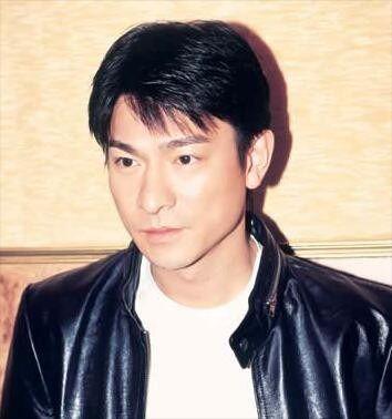 娱乐圈吃瓜刘德华,娱乐圈吃瓜界的常青树,揭秘他的瓜田传奇  第2张 娱乐圈吃瓜刘德华,娱乐圈吃瓜界的常青树,揭秘他的瓜田传奇  第2张