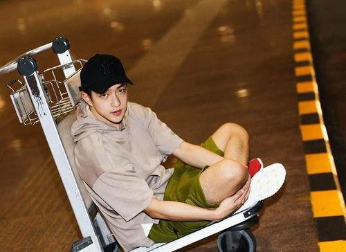 蔡程昱前女友爆料视频播放,揭秘两人感情纠葛  第2张 蔡程昱前女友爆料视频播放,揭秘两人感情纠葛  第2张