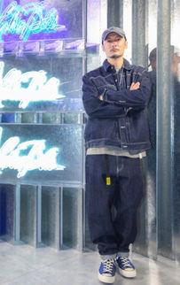 港澳六叔最新爆料一,一生传奇,揭秘名人与权势背后的故事  第2张 港澳六叔最新爆料一,一生传奇,揭秘名人与权势背后的故事  第2张