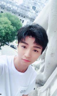 娱乐吃瓜王俊凯,娱乐圈的“吃瓜王”揭秘  第3张 娱乐吃瓜王俊凯,娱乐圈的“吃瓜王”揭秘  第3张